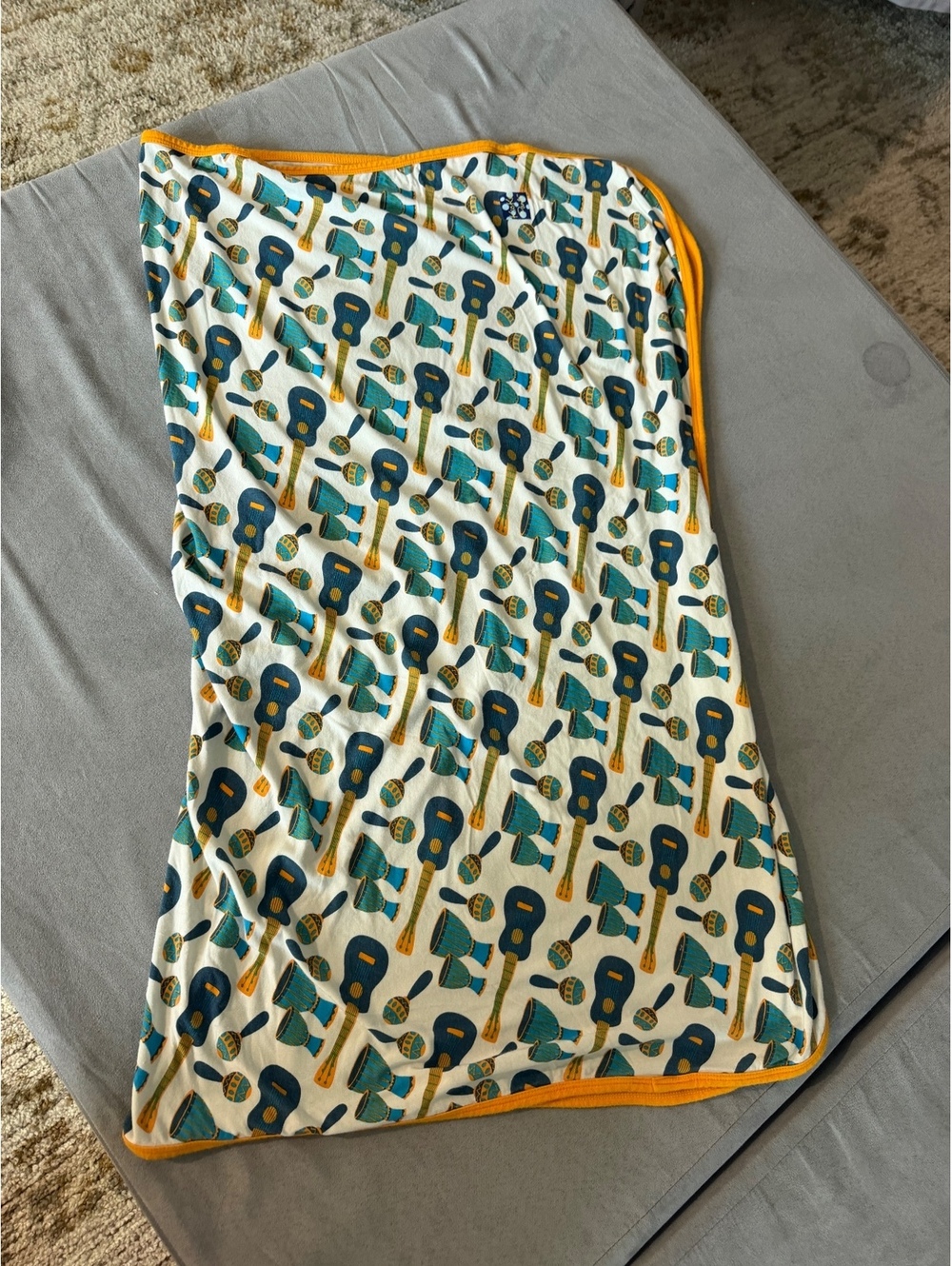 Bamboo baby blanket
